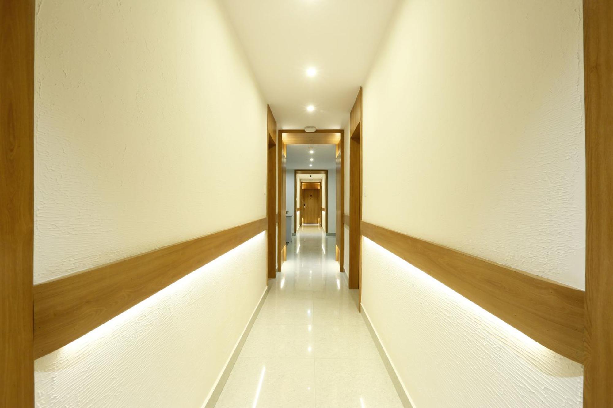 Hotel Sterling Plaza- Bangalore International Airport Dod Jala Exterior foto